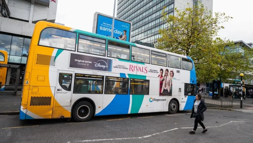 Bus T-side advertising format